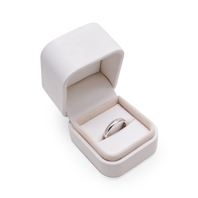 CMYK 4C Beludru Kotak Perhiasan Magnetik Kulit Pernikahan Kotak Cincin Perak Stamping