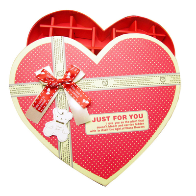 Beli 157g Art Paper Hard Cardboard Christmas Chocolate Boxes Packaging Varnishing online manufacture