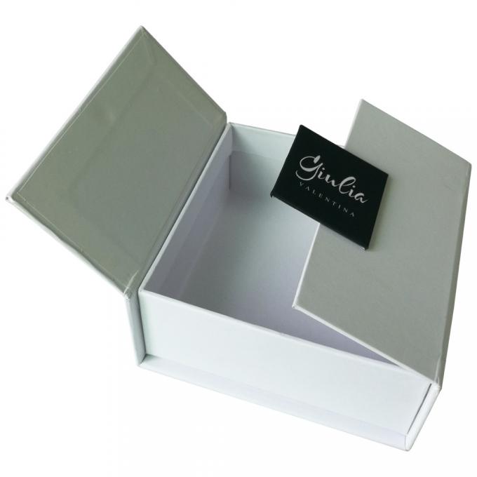 157g C2s Flip Top Magnetic Jewelry Packaging Box Hot Stamping SGS 0