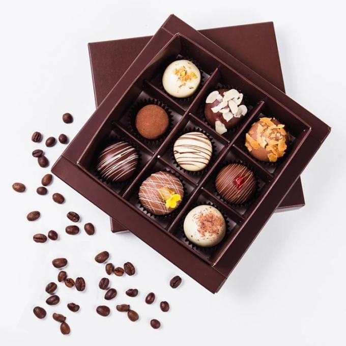 Kemasan Kotak Kado Cokelat 4C Kotak Karton Ramah Lingkungan 128gsm 0